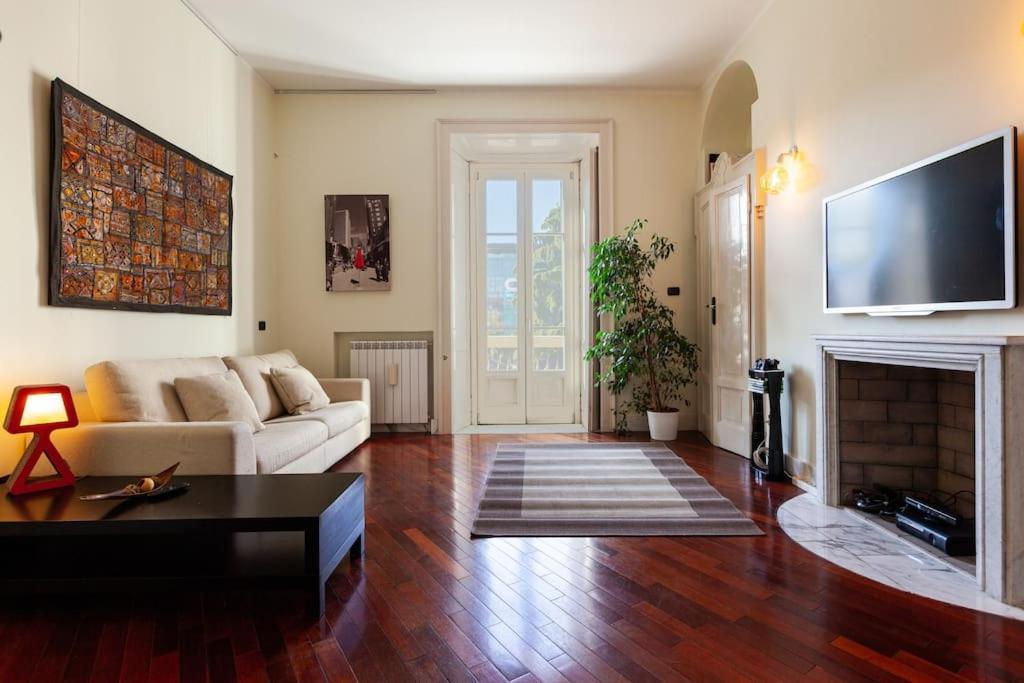Casa Delle 5 Giornate Di Milano Lägenhet Exteriör bild