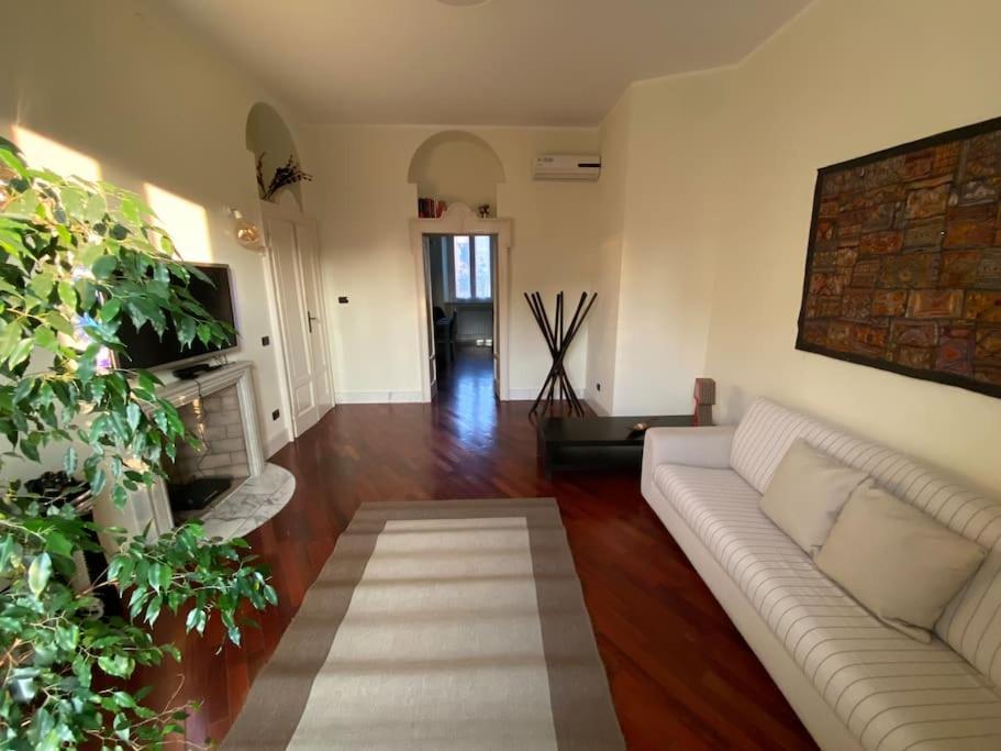 Casa Delle 5 Giornate Di Milano Lägenhet Exteriör bild