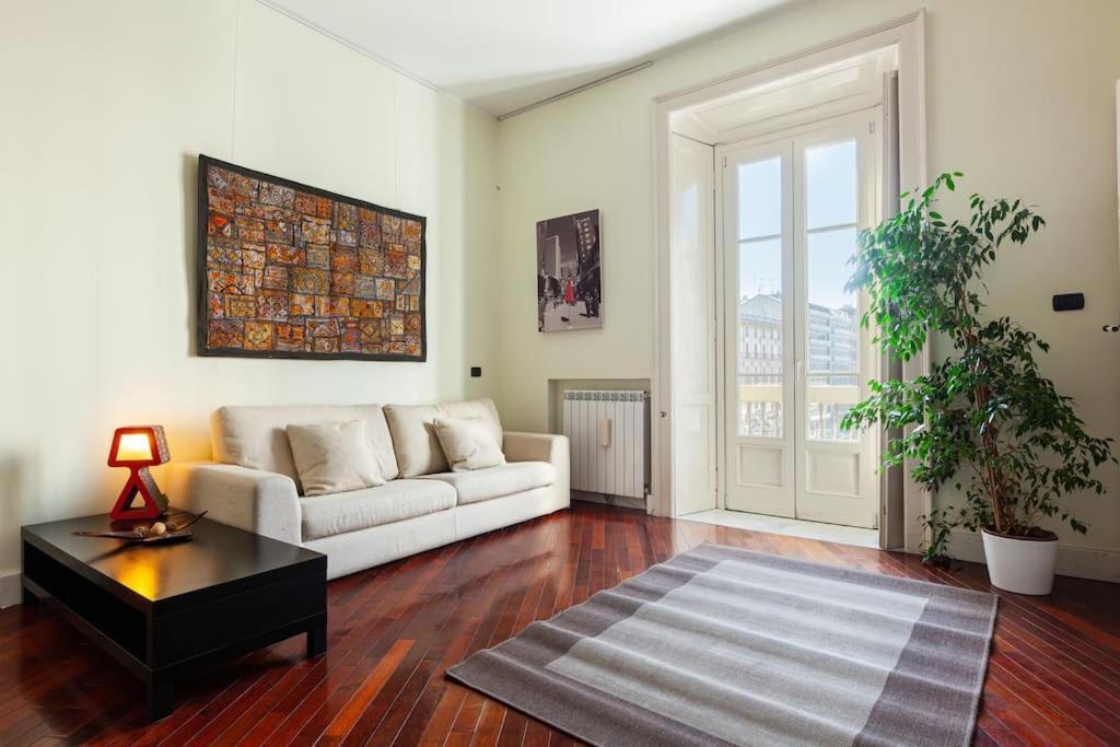 Casa Delle 5 Giornate Di Milano Lägenhet Exteriör bild